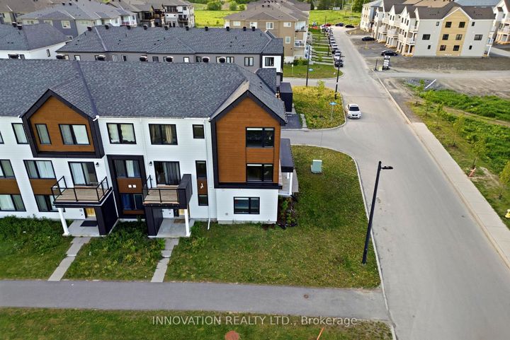Photo 32 at 120 Kyanite Lane, Nepean (Heritage Park), Ottawa