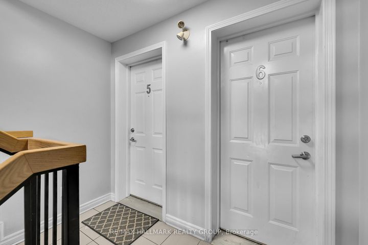 Photo 3 at 6 - 500 Stonefield Private, Nepean (Barrhaven East), Ottawa