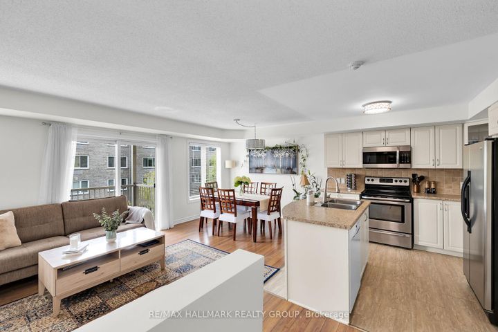 Photo 6 at 6 - 500 Stonefield Private, Nepean (Barrhaven East), Ottawa