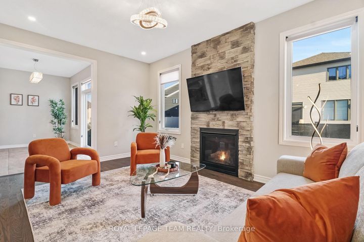 Photo 7 at 335 Soldats Riendeau Street, Nepean (Half Moon Bay), Ottawa