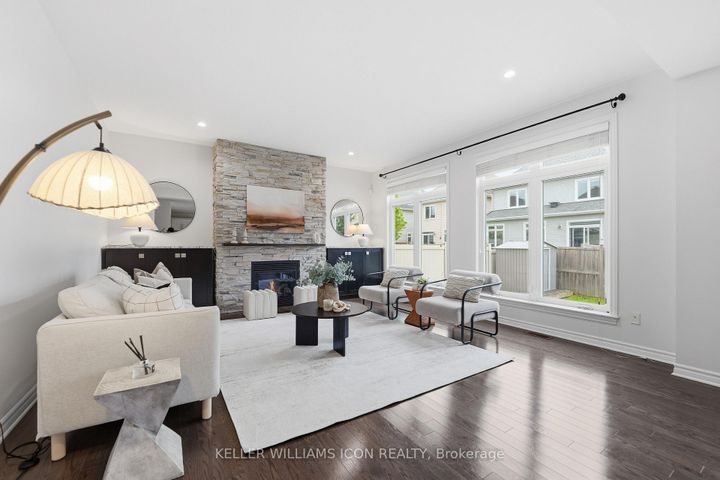 Photo 11 at 101 Brambling Way, Nepean (Half Moon Bay), Ottawa