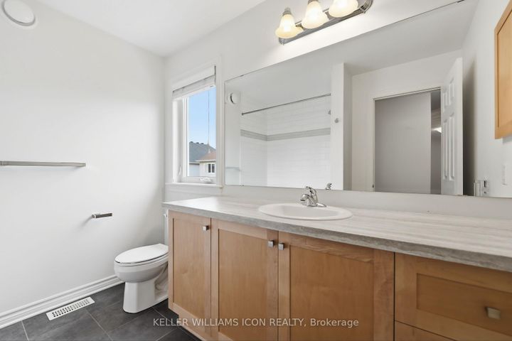 Photo 36 at 101 Brambling Way, Nepean (Half Moon Bay), Ottawa