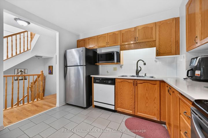 Photo 16 at 97 Flanders Street, Nepean (Cedargrove/Fraserdale), Ottawa
