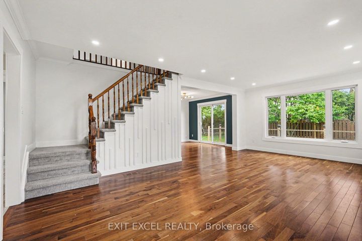 Photo 7 at 16 Lima Way, Nepean (Cedargrove/Fraserdale), Ottawa