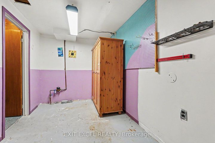 Photo 26 at 16 Lima Way, Nepean (Cedargrove/Fraserdale), Ottawa