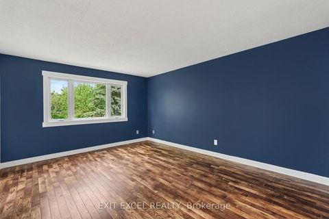 Photo 16 at 16 Lima Way, Nepean (Cedargrove/Fraserdale), Ottawa