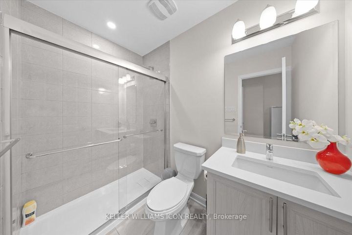 Photo 21 at 352 Cloyne Crescent, Nepean (Half Moon Bay), Ottawa
