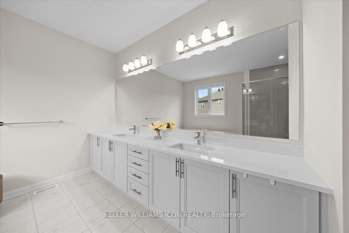 Photo 29 at 352 Cloyne Crescent, Nepean (Half Moon Bay), Ottawa