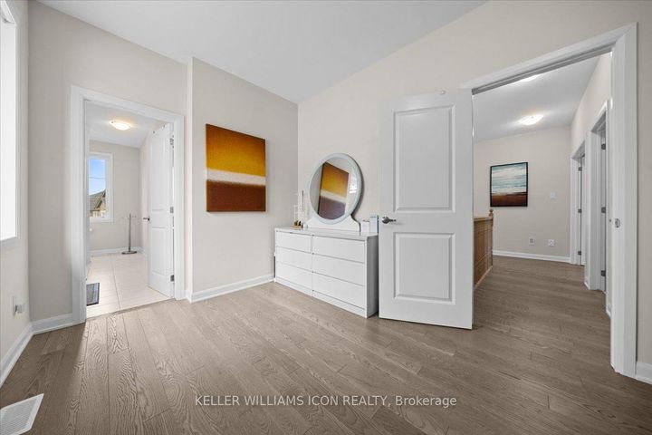 Photo 35 at 352 Cloyne Crescent, Nepean (Half Moon Bay), Ottawa