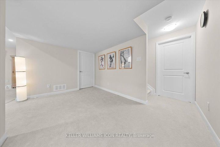 Photo 40 at 352 Cloyne Crescent, Nepean (Half Moon Bay), Ottawa