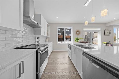 Photo 14 at 352 Cloyne Crescent, Nepean (Half Moon Bay), Ottawa