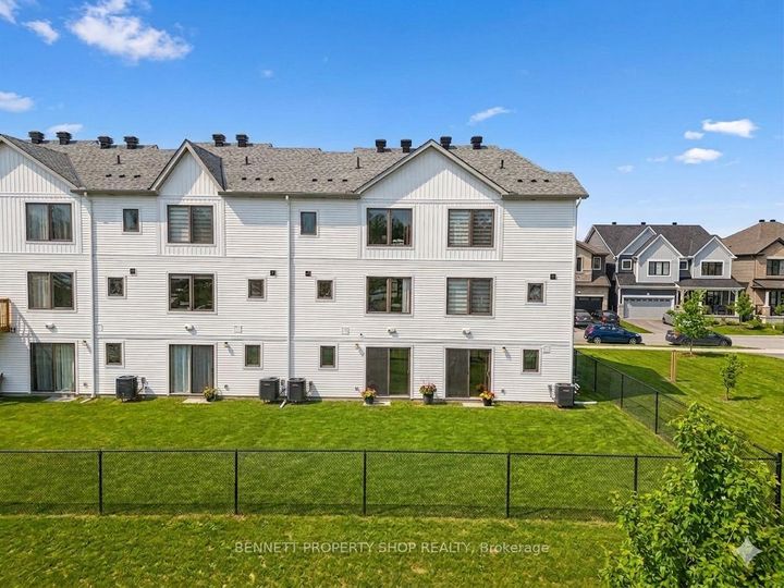 Photo 13 at 2412 Watercolours Way, Nepean (Half Moon Bay), Ottawa