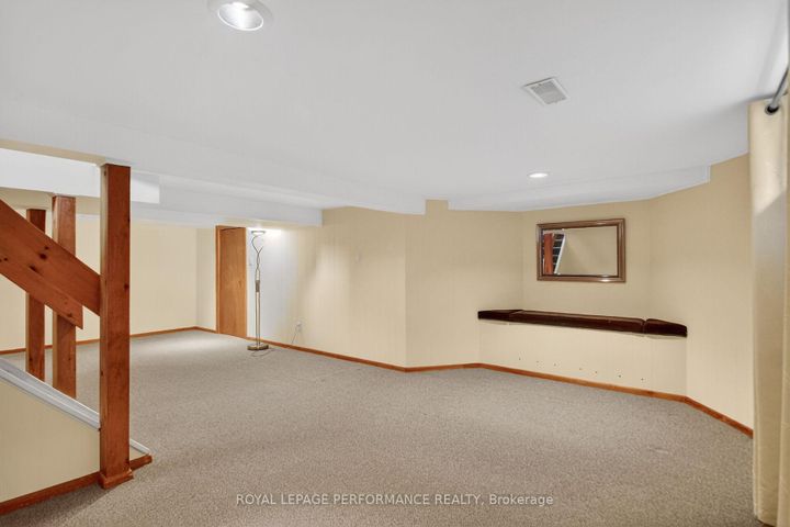 Photo 36 at 15 Hallowell Court, Nepean (Arlington Woods), Ottawa