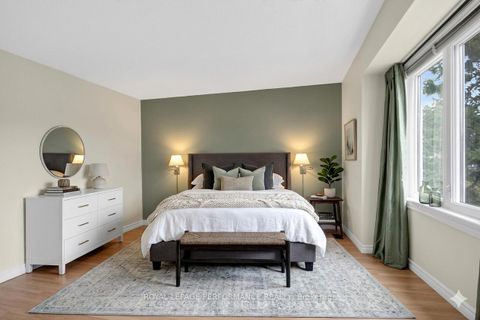 Photo 23 at 15 Hallowell Court, Nepean (Arlington Woods), Ottawa