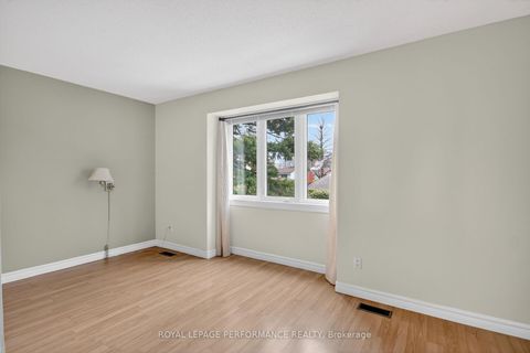 Photo 24 at 15 Hallowell Court, Nepean (Arlington Woods), Ottawa