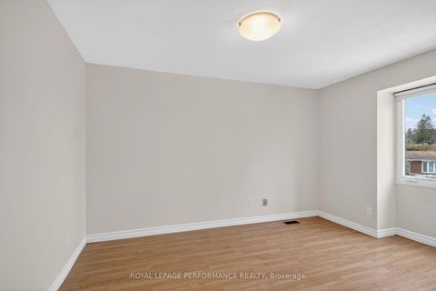 Photo 34 at 15 Hallowell Court, Nepean (Arlington Woods), Ottawa