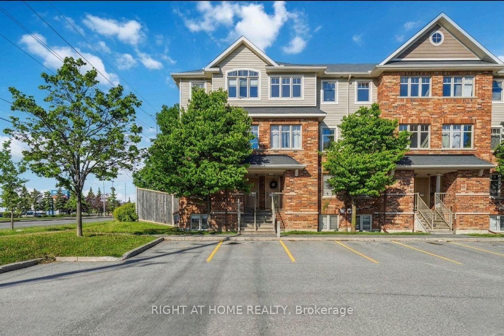 227 Keltie Private, Nepean (Longfields), Ottawa 
