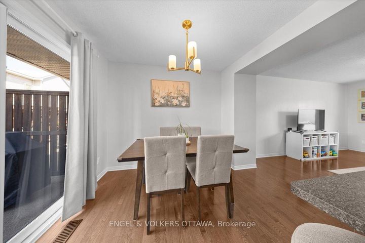 Photo 10 at 241 Monterey Drive, Nepean (Leslie Park), Ottawa