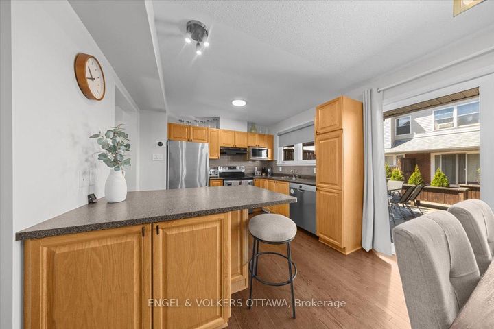 Photo 12 at 241 Monterey Drive, Nepean (Leslie Park), Ottawa