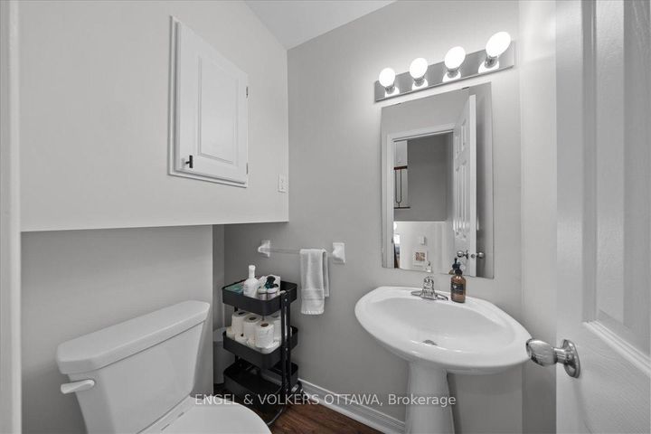 Photo 18 at 241 Monterey Drive, Nepean (Leslie Park), Ottawa