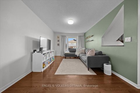 Photo 5 at 241 Monterey Drive, Nepean (Leslie Park), Ottawa