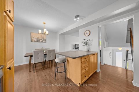 Photo 15 at 241 Monterey Drive, Nepean (Leslie Park), Ottawa