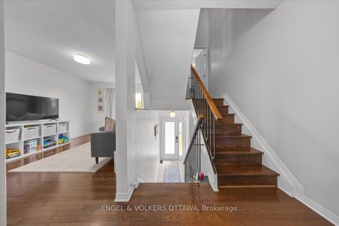 Photo 17 at 241 Monterey Drive, Nepean (Leslie Park), Ottawa