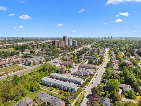 Photo 40 at 241 Monterey Drive, Nepean (Leslie Park), Ottawa