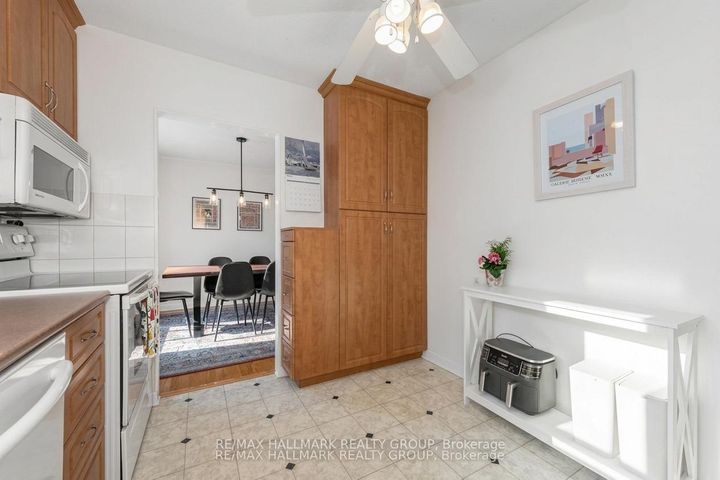 Photo 13 at 20 Mulvagh Avenue, Nepean (Borden Farm/Stewart Farm/Carleton Heights/Parkwood Hills), Ottawa