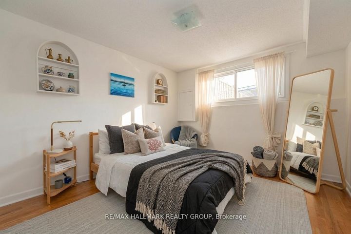 Photo 23 at 20 Mulvagh Avenue, Nepean (Borden Farm/Stewart Farm/Carleton Heights/Parkwood Hills), Ottawa