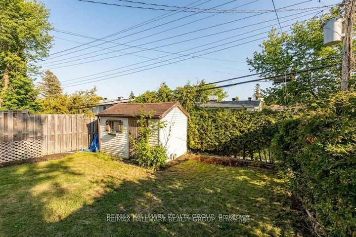 Photo 34 at 20 Mulvagh Avenue, Nepean (Borden Farm/Stewart Farm/Carleton Heights/Parkwood Hills), Ottawa