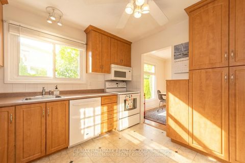 Photo 11 at 20 Mulvagh Avenue, Nepean (Borden Farm/Stewart Farm/Carleton Heights/Parkwood Hills), Ottawa