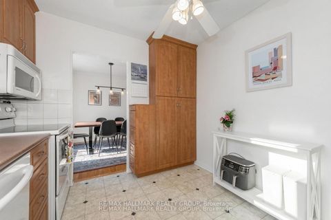 Photo 13 at 20 Mulvagh Avenue, Nepean (Borden Farm/Stewart Farm/Carleton Heights/Parkwood Hills), Ottawa