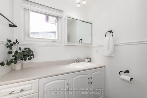 Photo 20 at 20 Mulvagh Avenue, Nepean (Borden Farm/Stewart Farm/Carleton Heights/Parkwood Hills), Ottawa