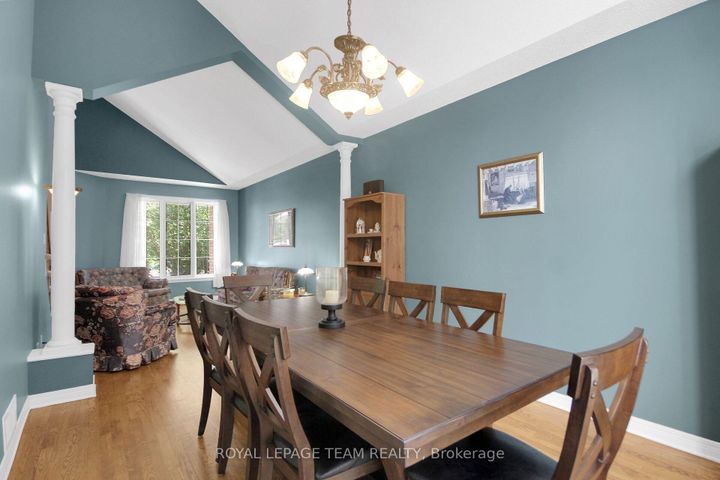 Photo 8 at 4 Maple Stand Way, Nepean (Barrhaven East), Ottawa