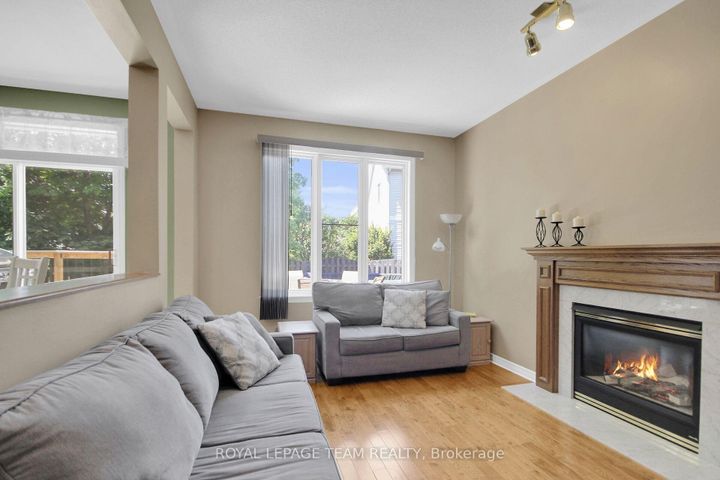 Photo 15 at 4 Maple Stand Way, Nepean (Barrhaven East), Ottawa