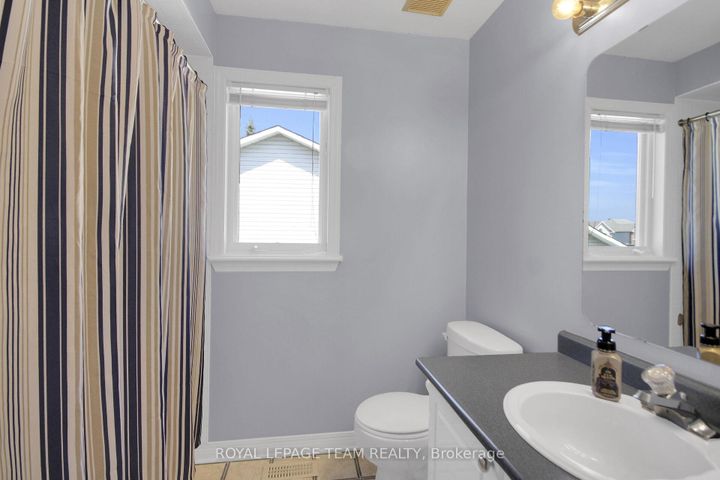 Photo 30 at 4 Maple Stand Way, Nepean (Barrhaven East), Ottawa