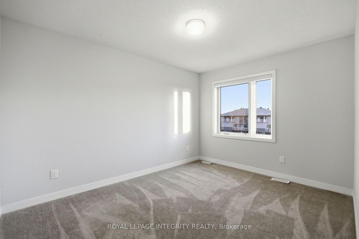 Photo 16 at 302 Parnian Private, Nepean (Half Moon Bay), Ottawa