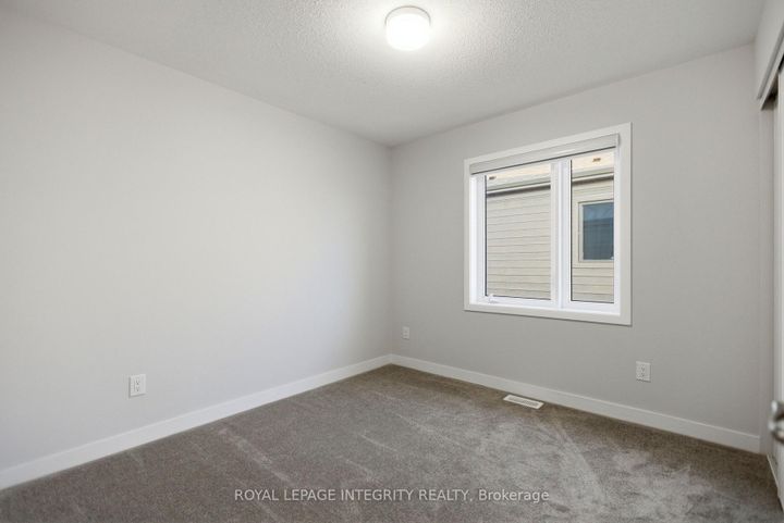 Photo 18 at 302 Parnian Private, Nepean (Half Moon Bay), Ottawa