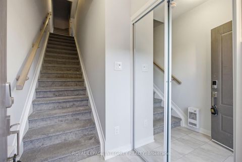 Photo 1 at 302 Parnian Private, Nepean (Half Moon Bay), Ottawa