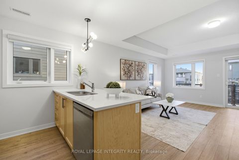 Photo 9 at 302 Parnian Private, Nepean (Half Moon Bay), Ottawa