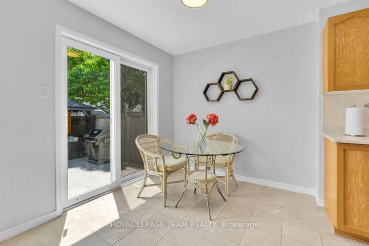 Photo 12 at 111 Fairlop Way, Nepean (Longfields), Ottawa
