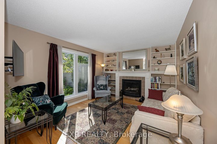 Photo 7 at 37 Shandon Avenue, Nepean (Longfields), Ottawa