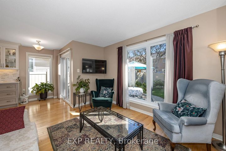 Photo 8 at 37 Shandon Avenue, Nepean (Longfields), Ottawa