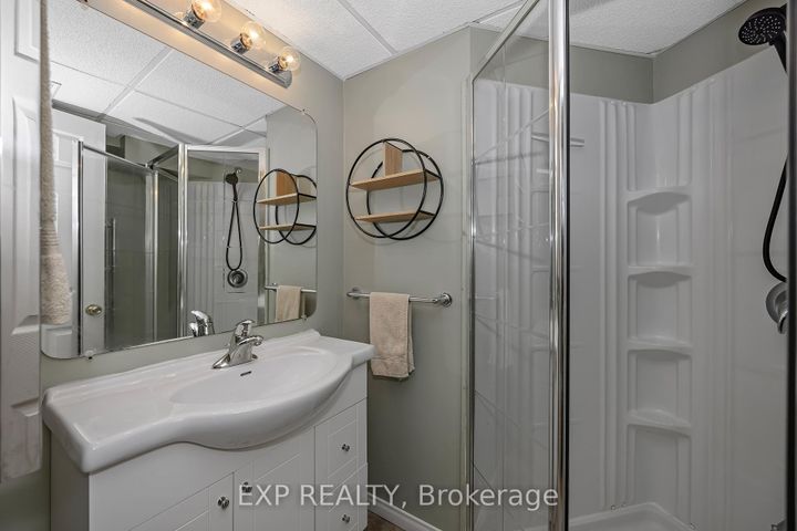 Photo 24 at 37 Shandon Avenue, Nepean (Longfields), Ottawa