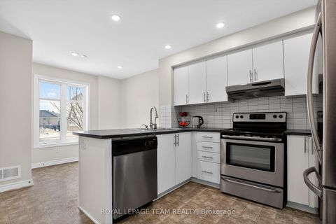 Photo 5 at 627B Chapman Mills Drive, Nepean (Strandherd), Ottawa