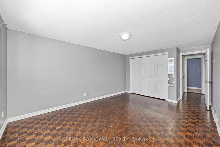 Photo 18 at 67 - 392 Garden Glen Private, Nepean (Meadowlands/Crestview), Ottawa