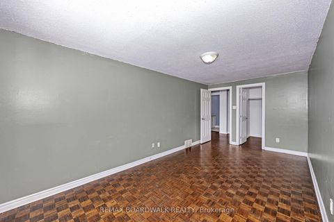 Photo 20 at 67 - 392 Garden Glen Private, Nepean (Meadowlands/Crestview), Ottawa
