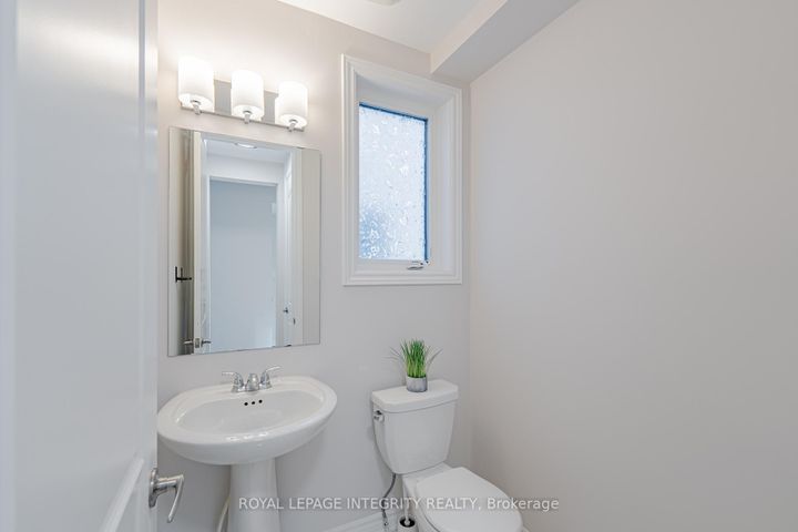 Photo 6 at 1857 HAIKU Street, Nepean (Half Moon Bay), Ottawa