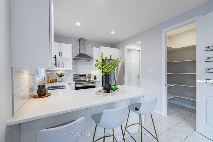 Photo 14 at 1857 HAIKU Street, Nepean (Half Moon Bay), Ottawa